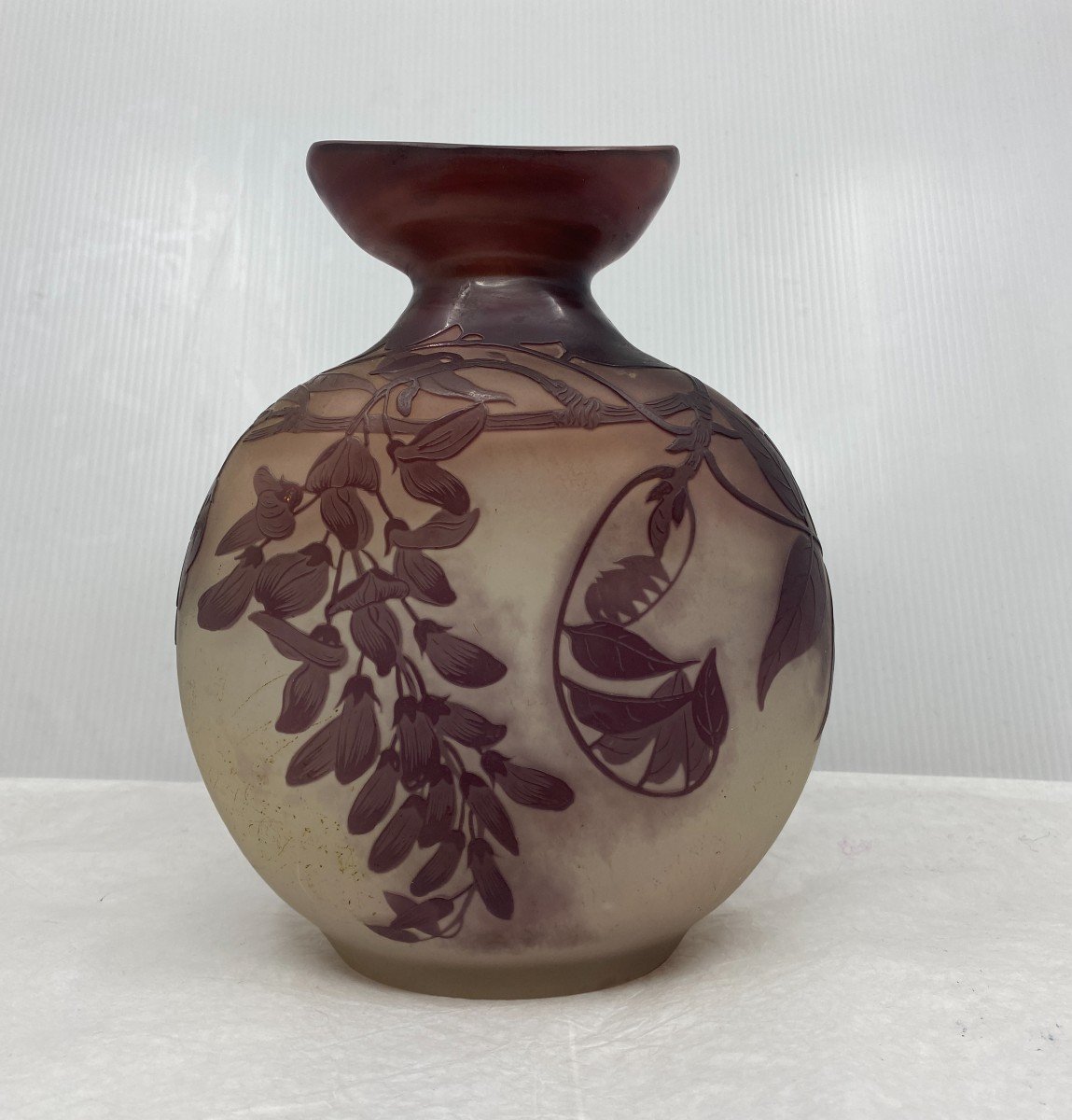 Gallé Gourd Vase With Wisteria Decor