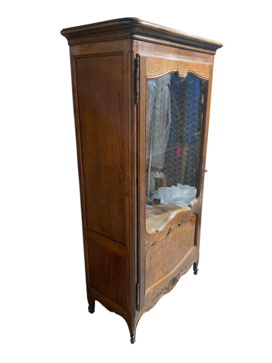 Natural Wood Display Case -photo-1
