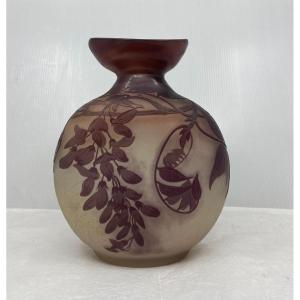Gallé Gourd Vase With Wisteria Decor