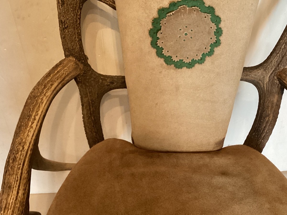Armchair With Deer Antlers-photo-4