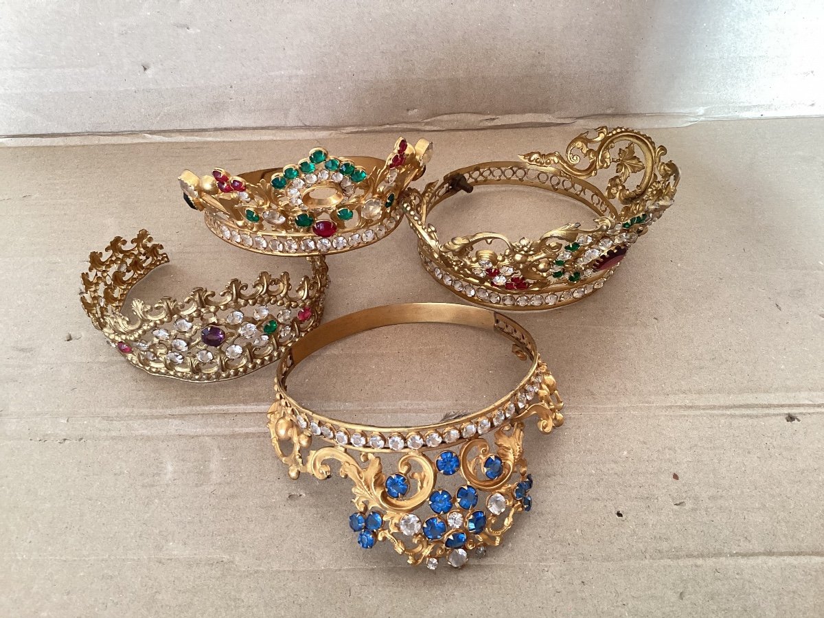Important Lot Of Crowns-photo-2