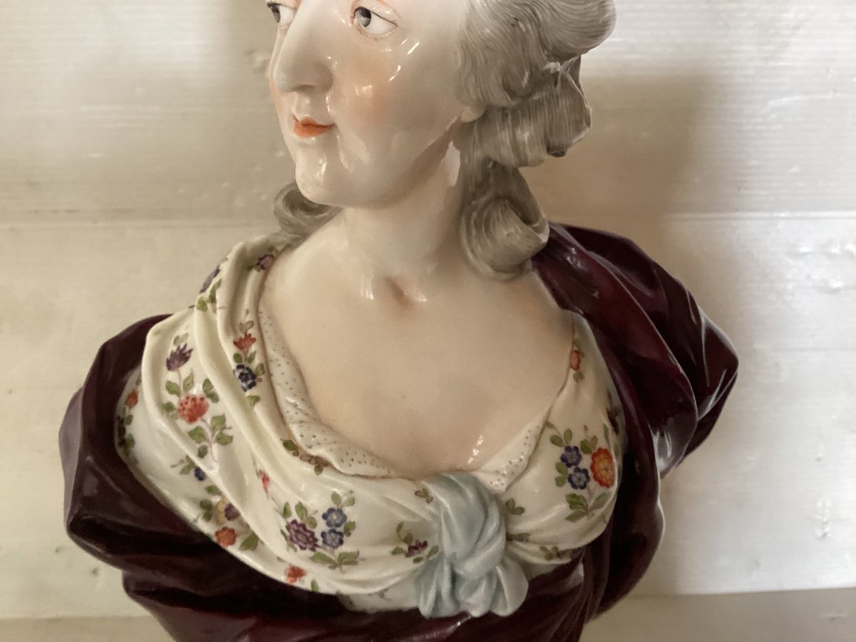 Porcelain Bust-photo-3