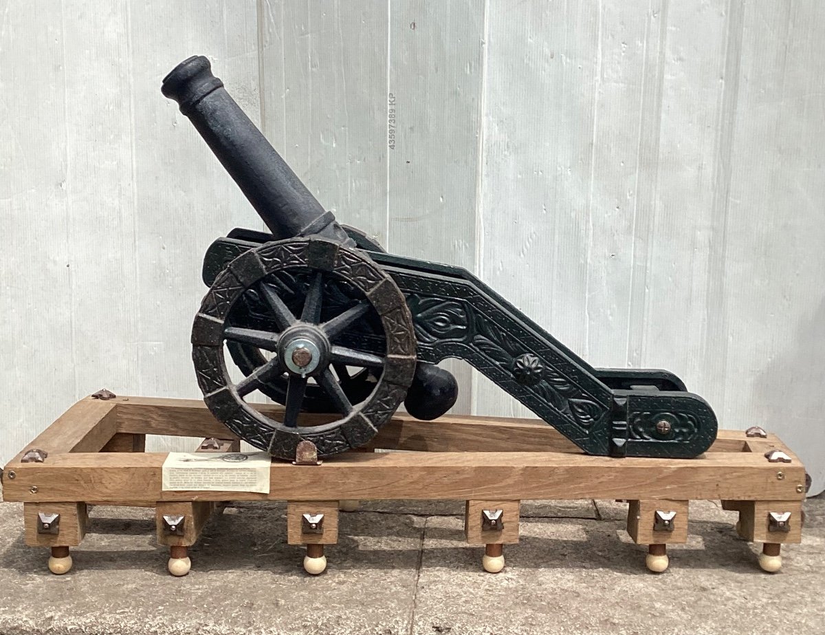 19th Century Cast Iron Cannon-photo-2
