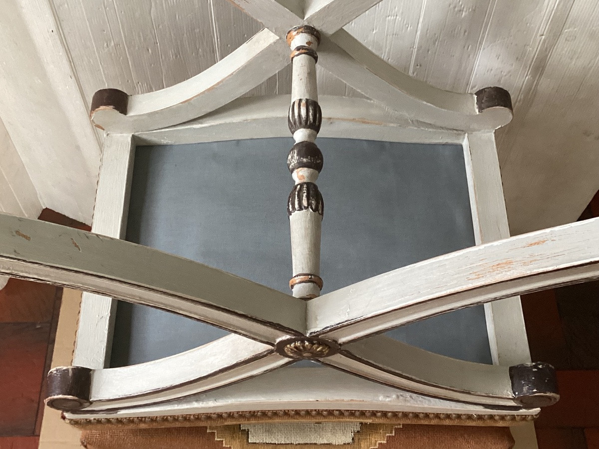 Pair Of Directory Folding Chairs-photo-2