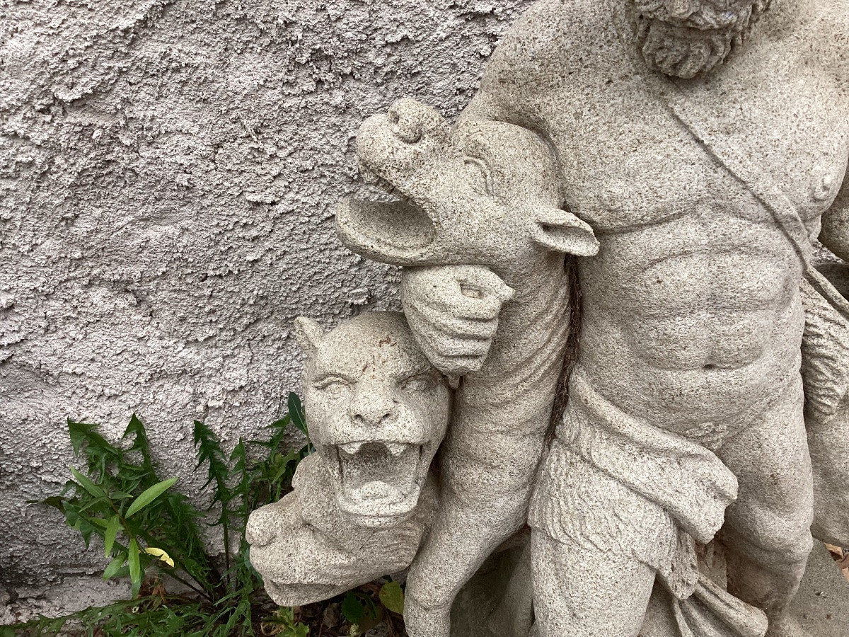 Granite Statue From The Early 20th Century -photo-4