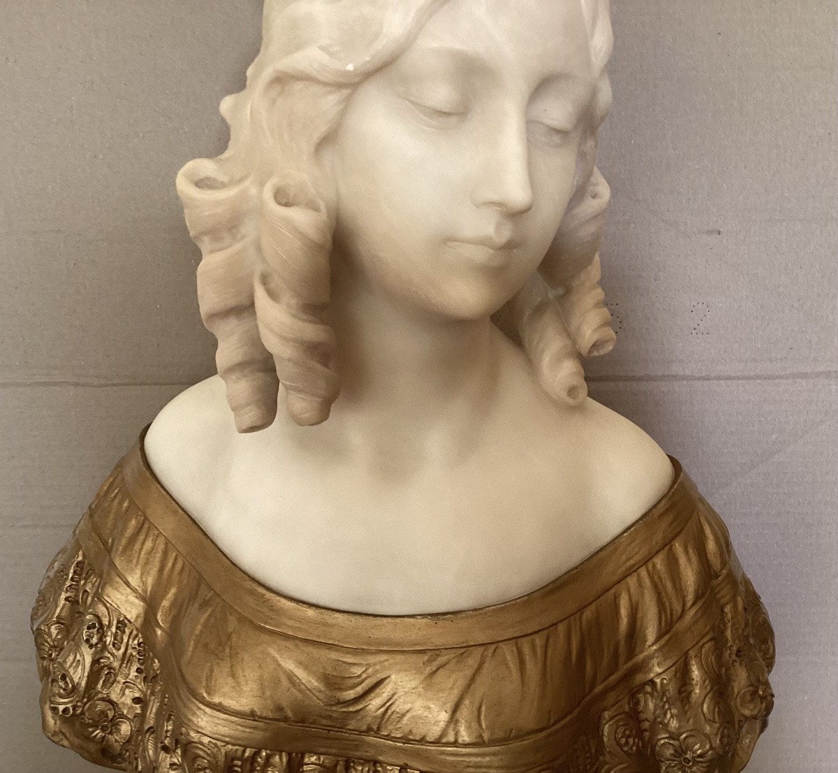 Signed Bust Of A Woman -photo-2