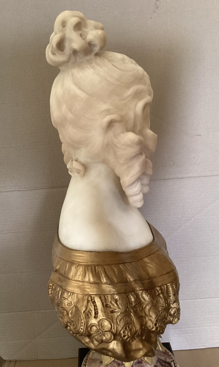Signed Bust Of A Woman -photo-5