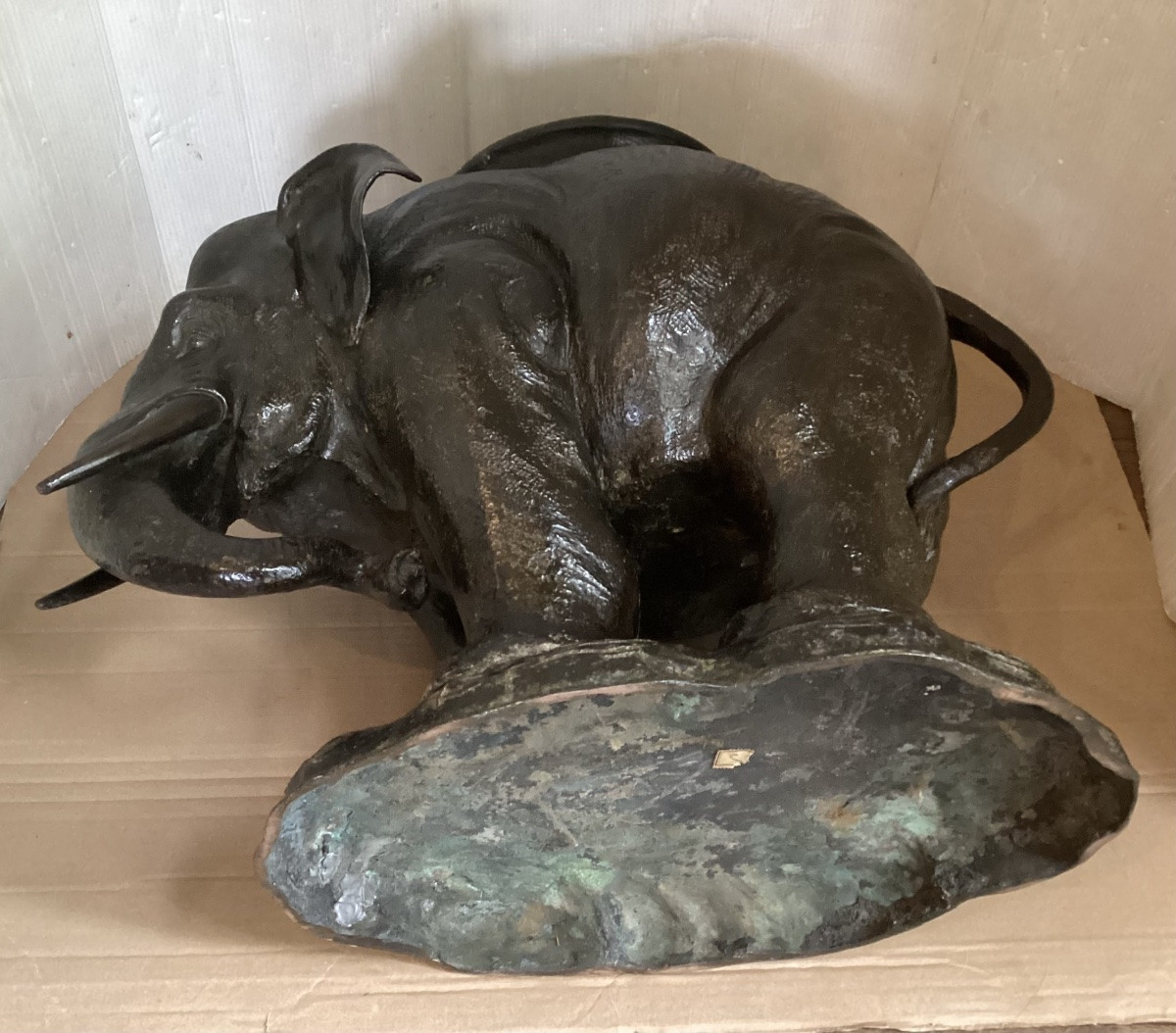 Éléphant en bronze formant cache-pot-photo-8