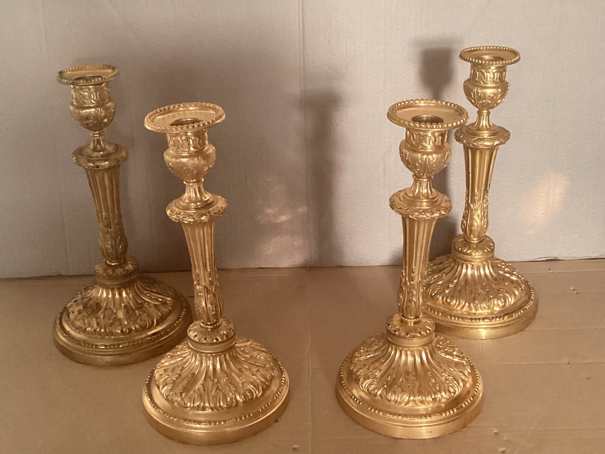 Meeting Of Four 18th Century Candlesticks -photo-2