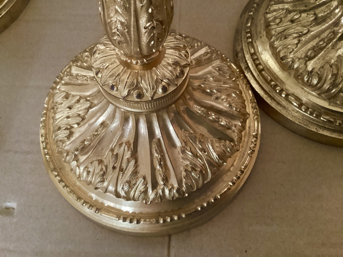 Meeting Of Four 18th Century Candlesticks -photo-4