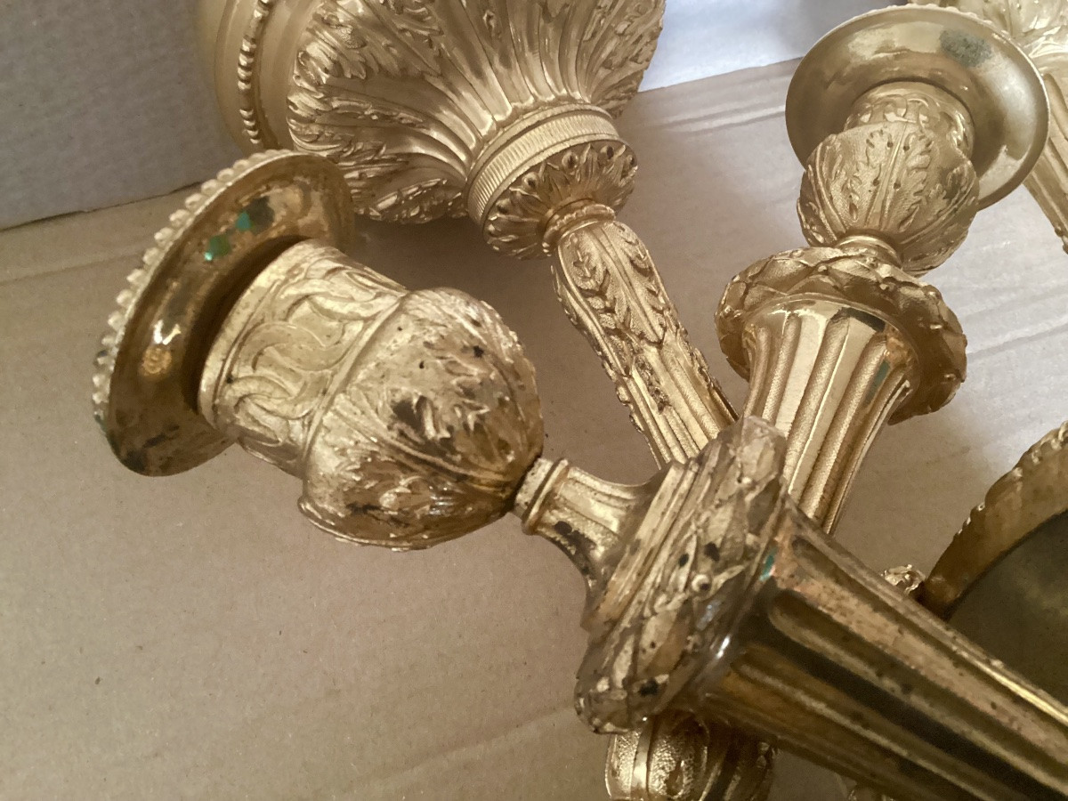 Meeting Of Four 18th Century Candlesticks -photo-8