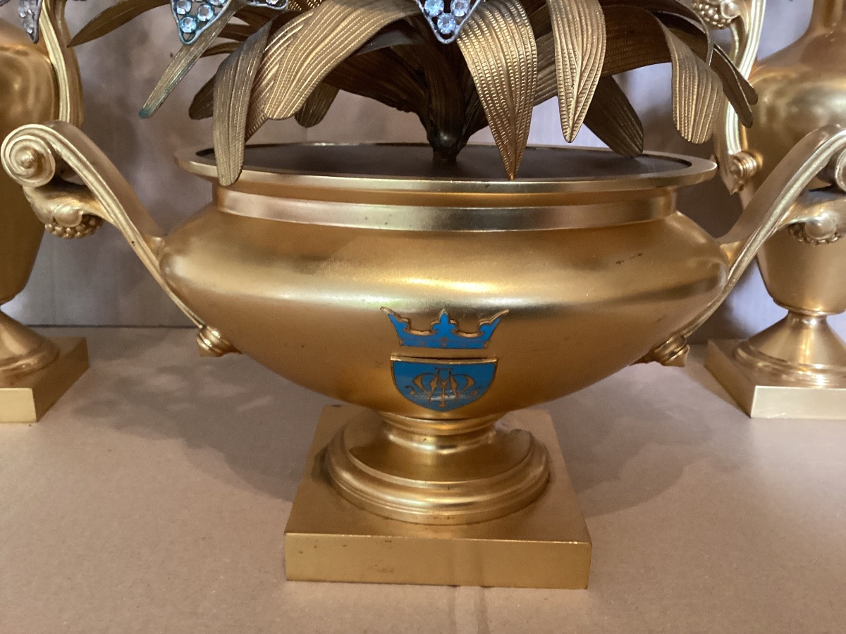 19th Century Crown Trim -photo-2