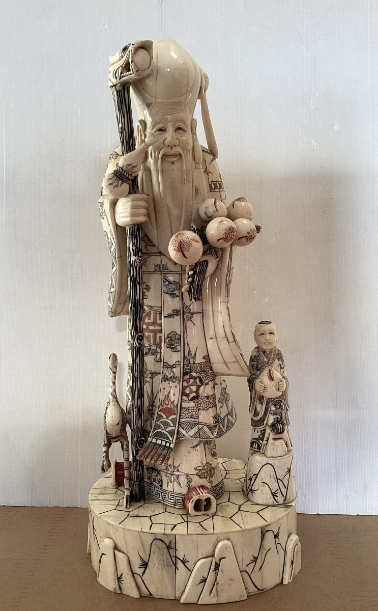 Importante statue en os