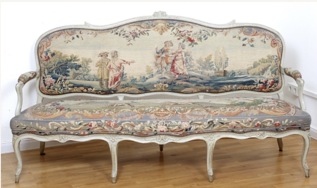 Louis XV Sofa With Tapestry 