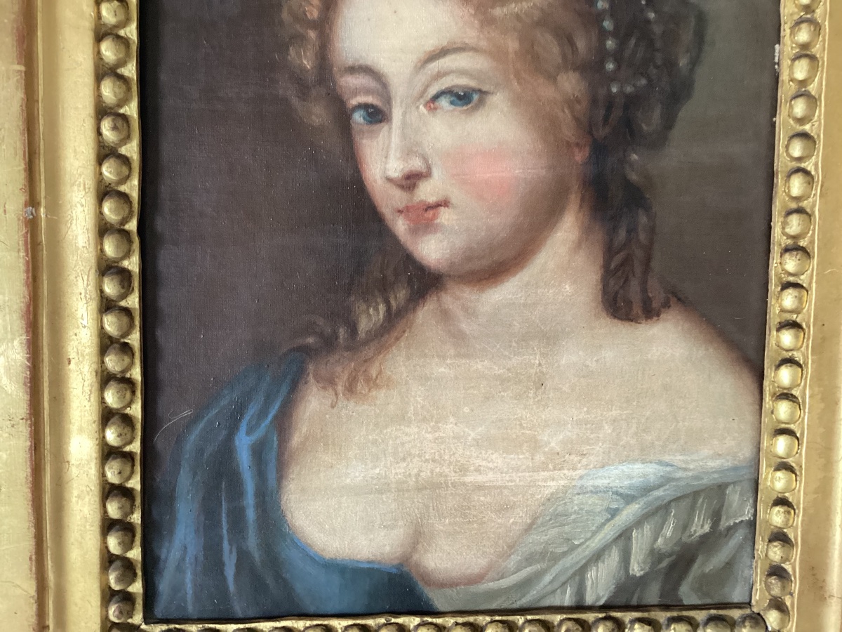 Portrait de Mademoiselle de Lavallière -photo-3