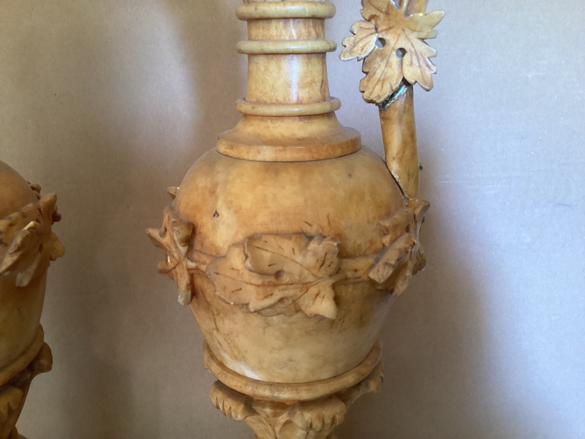 Pair Of 19th-century Italian Amphorae -photo-4