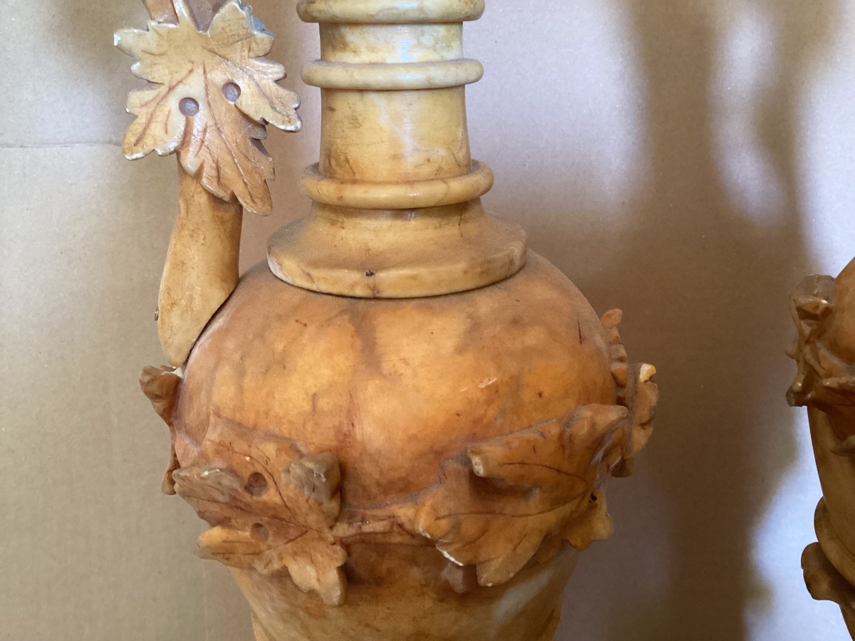 Pair Of 19th-century Italian Amphorae -photo-1