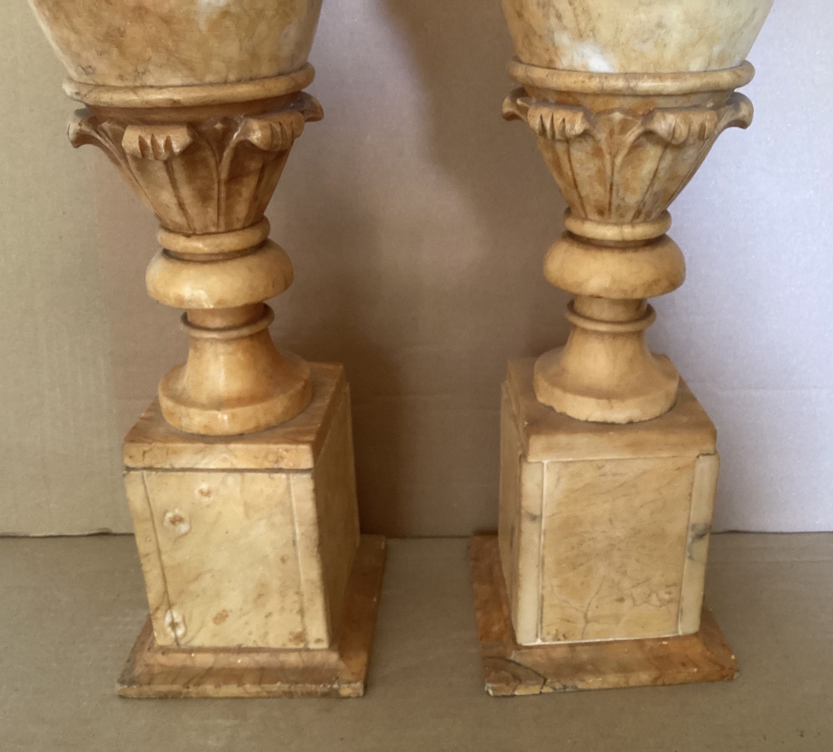 Pair Of 19th-century Italian Amphorae -photo-2