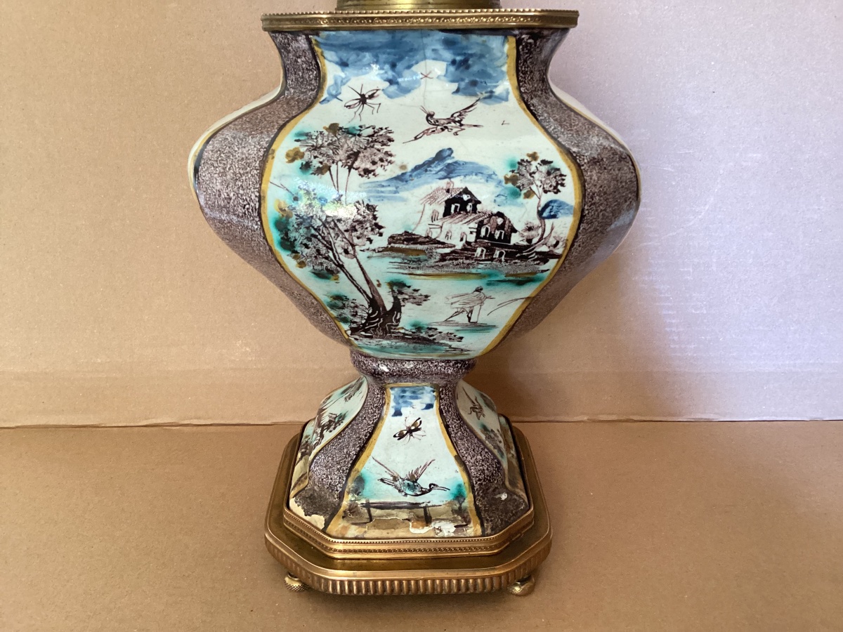 Delft Vase Converted Into A Lamp -photo-1