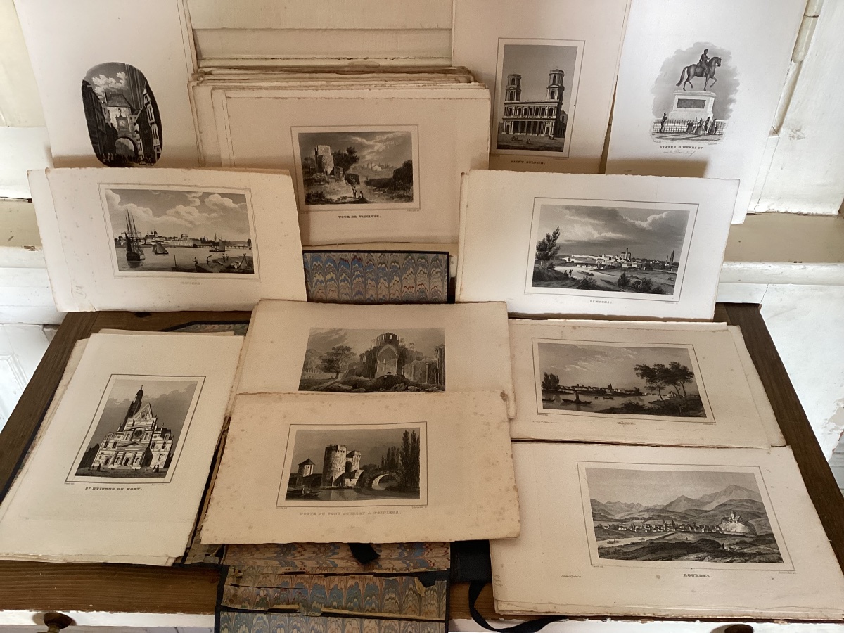 Approximately 900 18th-century Engravings -photo-4