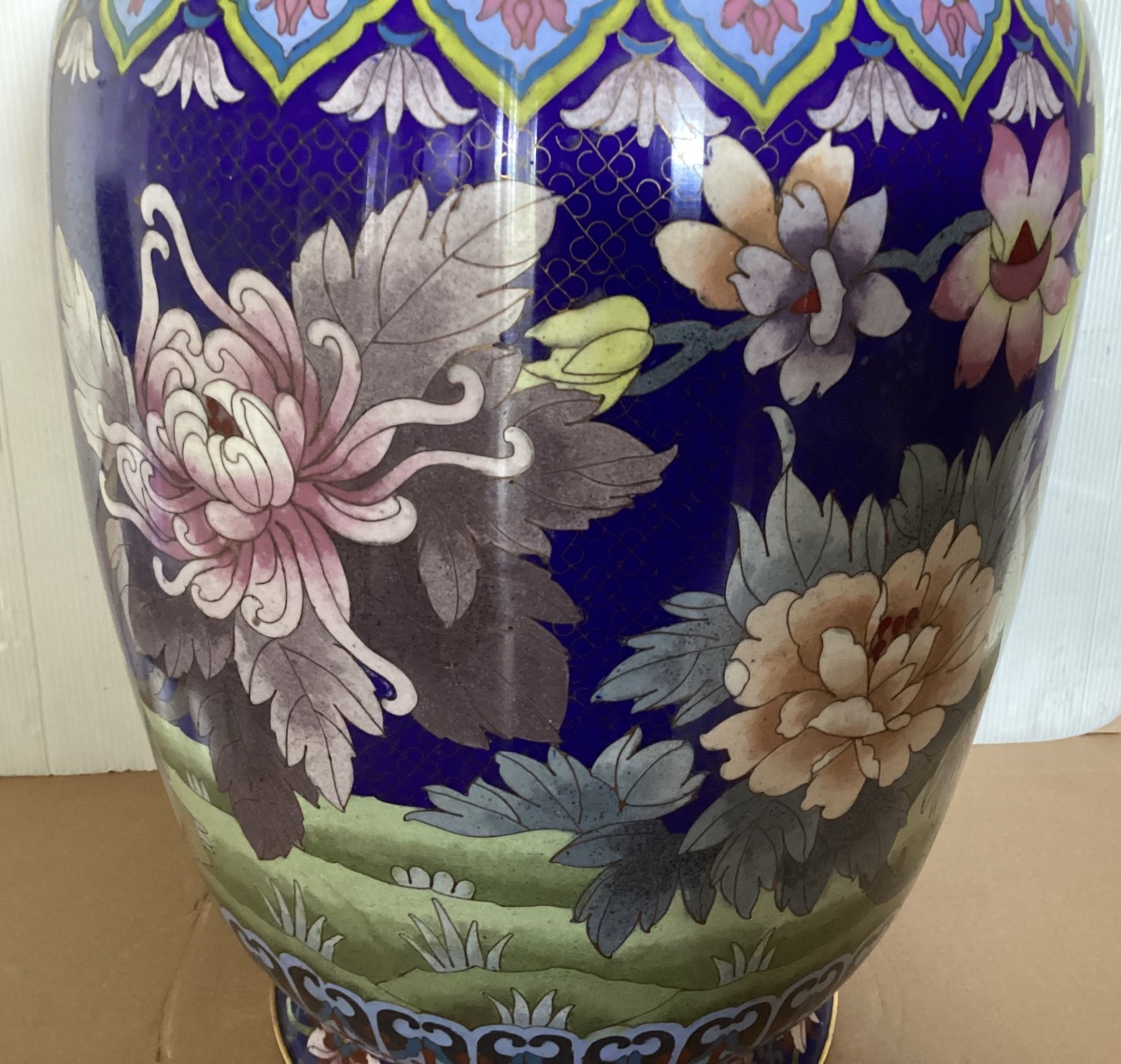 Important Cloisonné Vase -photo-3