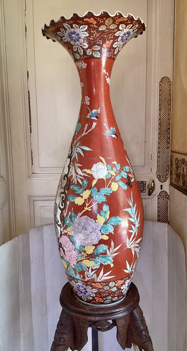 Important Imari Porcelain Vase -photo-3