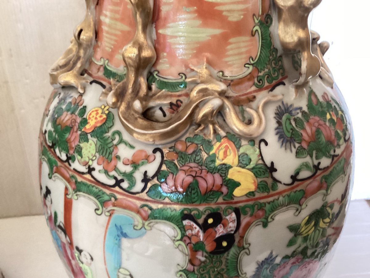 Pair Of 19th-century Canton Vases -photo-1