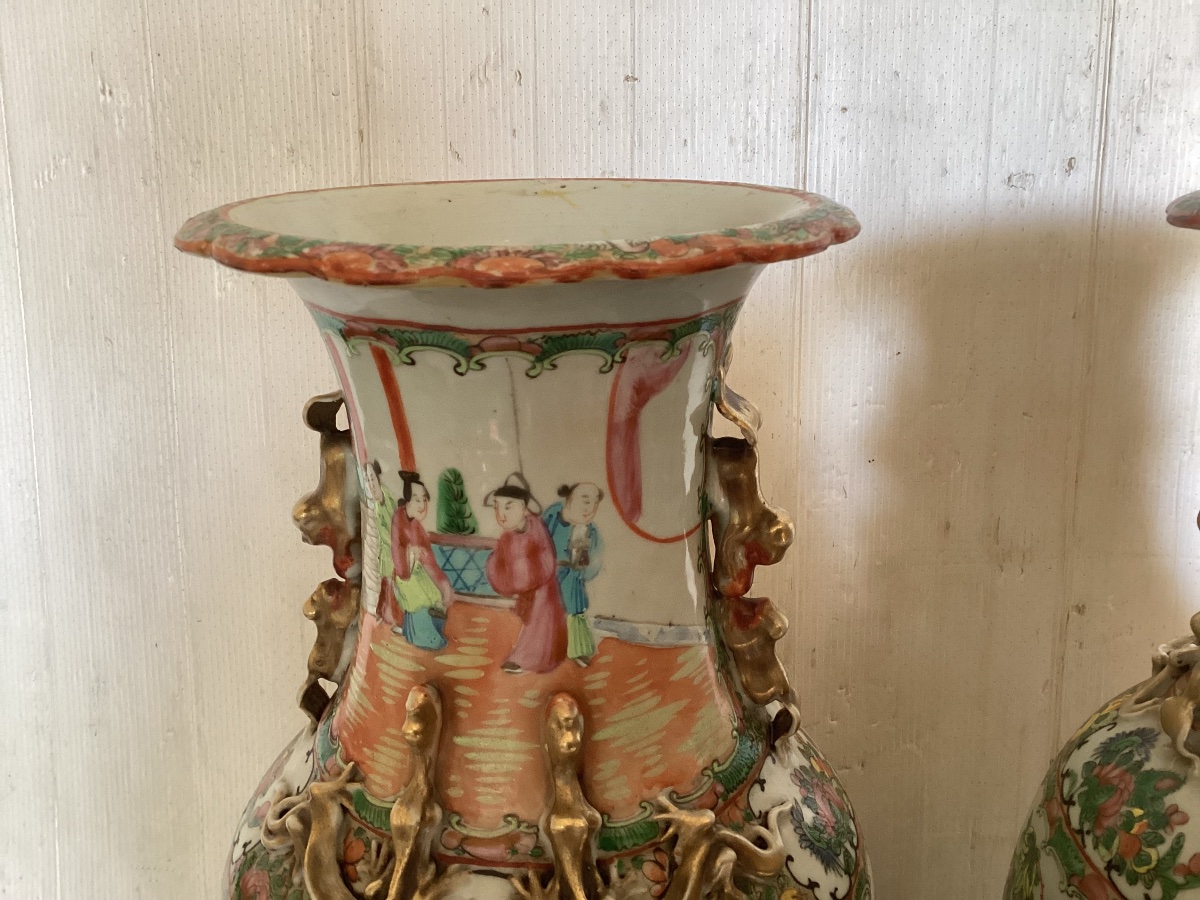 Pair Of 19th-century Canton Vases -photo-2