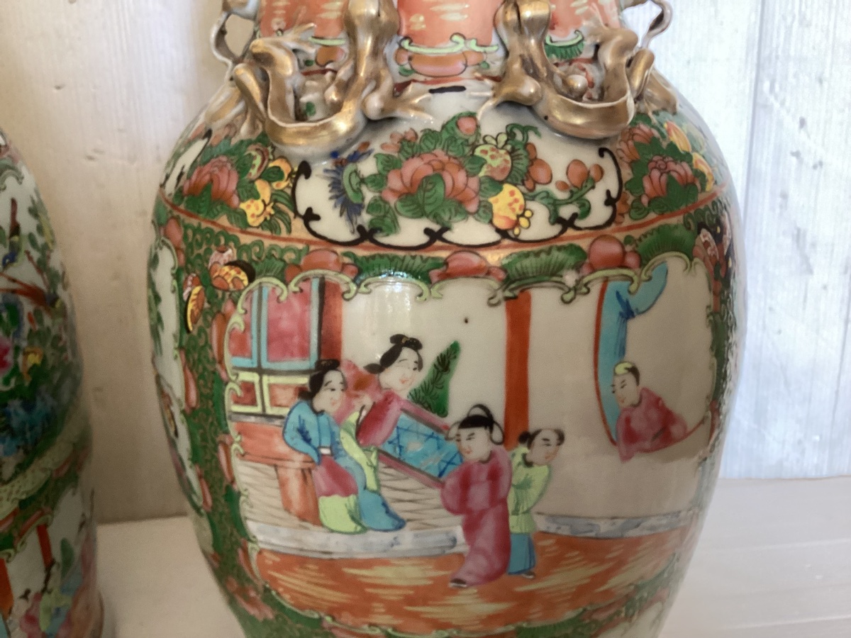 Pair Of 19th-century Canton Vases -photo-5