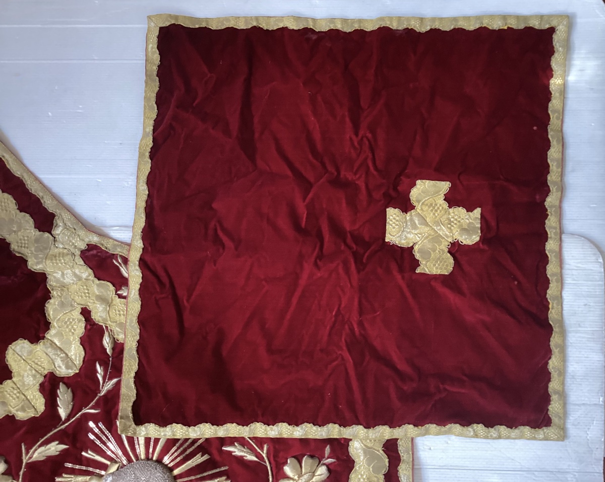 Chasuble With Various Pieces -photo-4