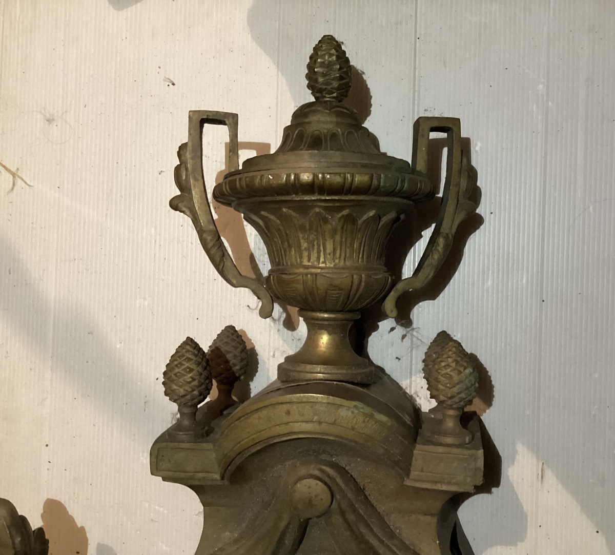 Important Louis XVI Cartel -photo-2