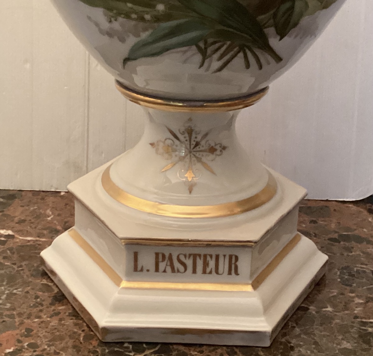 Importante paire de vases en vieux Bruxelles -photo-3