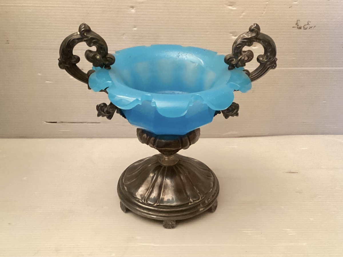 Coupe en opaline Restauration 