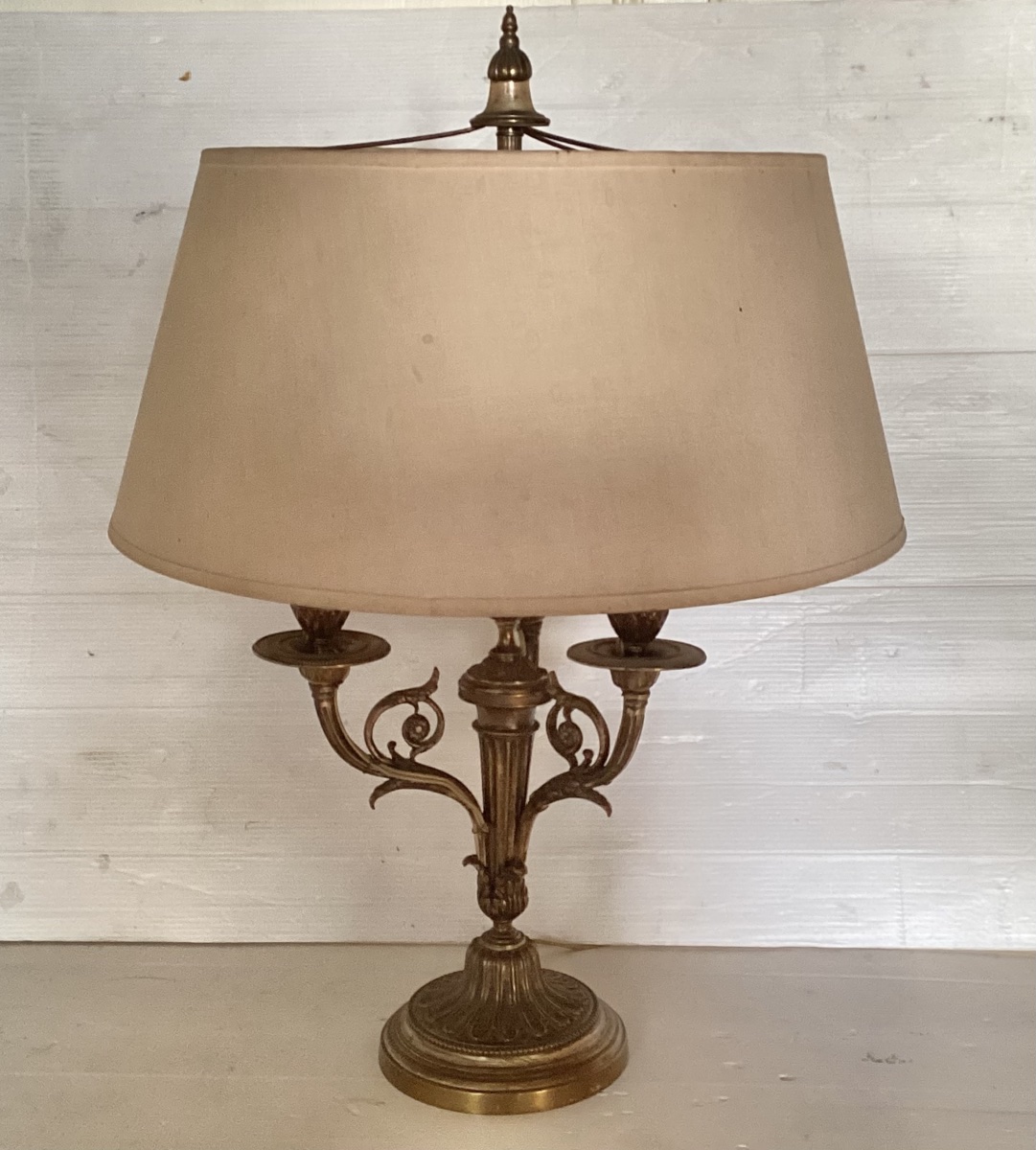 Louis XVI-style Silver-plated Bronze Lamp 