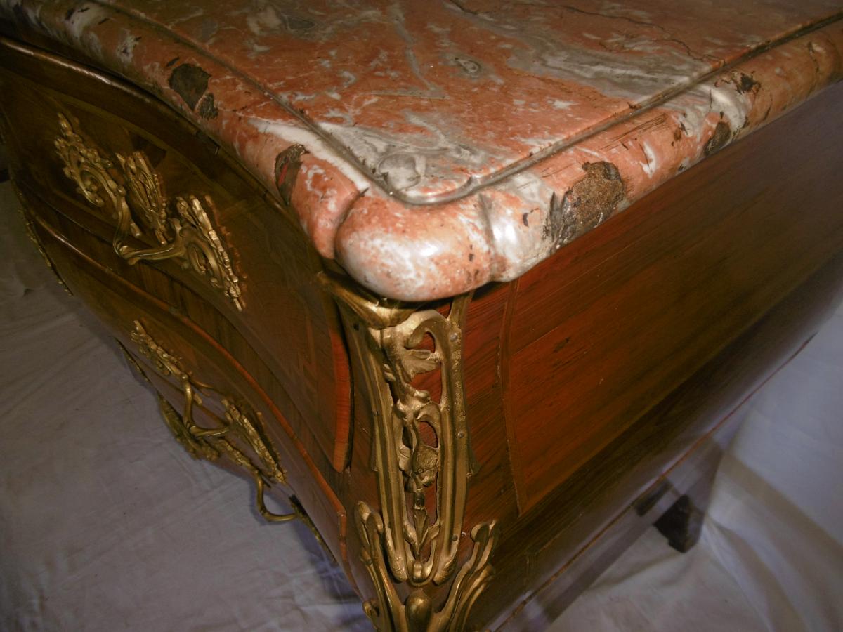 Louis XV Period Curved Commode-photo-3