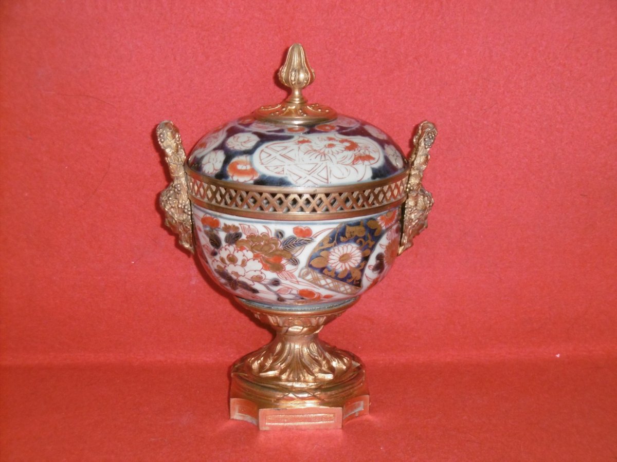 Pot Pourri Imari