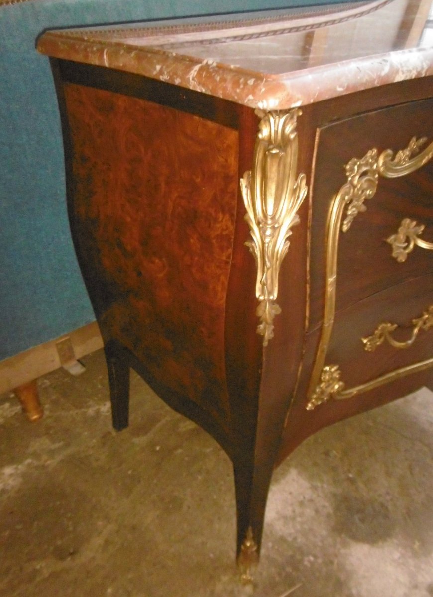 Louis XV Galbée Commode-photo-1