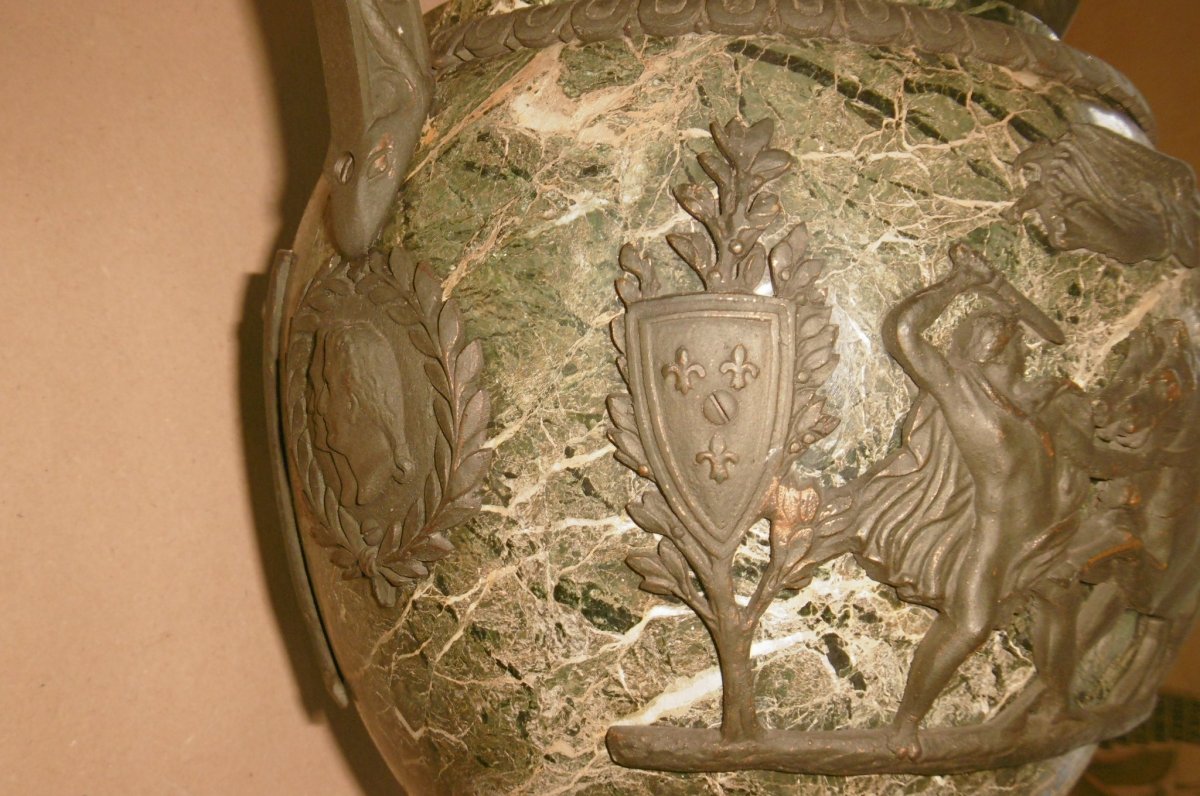 Important Marble And Bronze Urn-photo-3