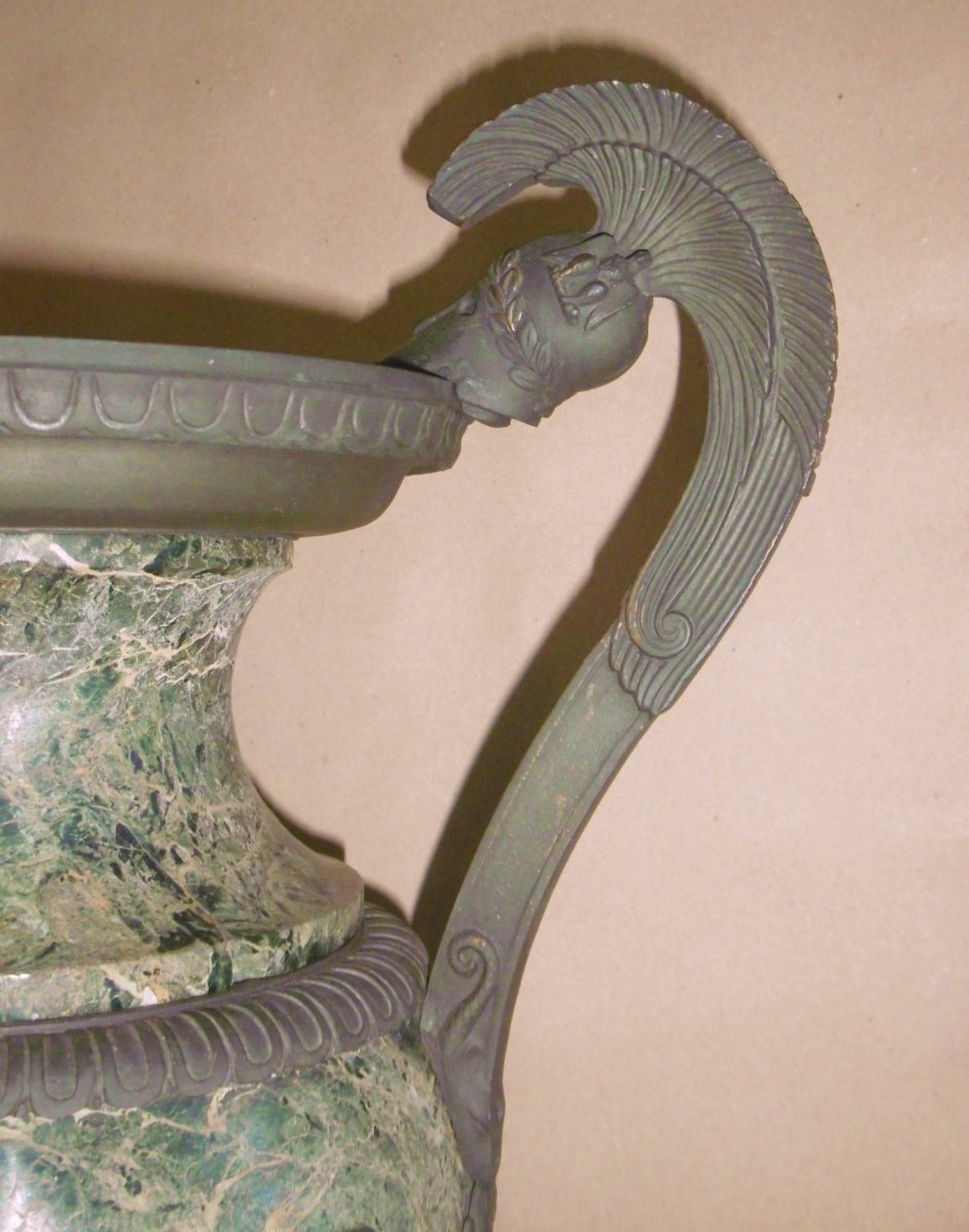 Important Marble And Bronze Urn-photo-2
