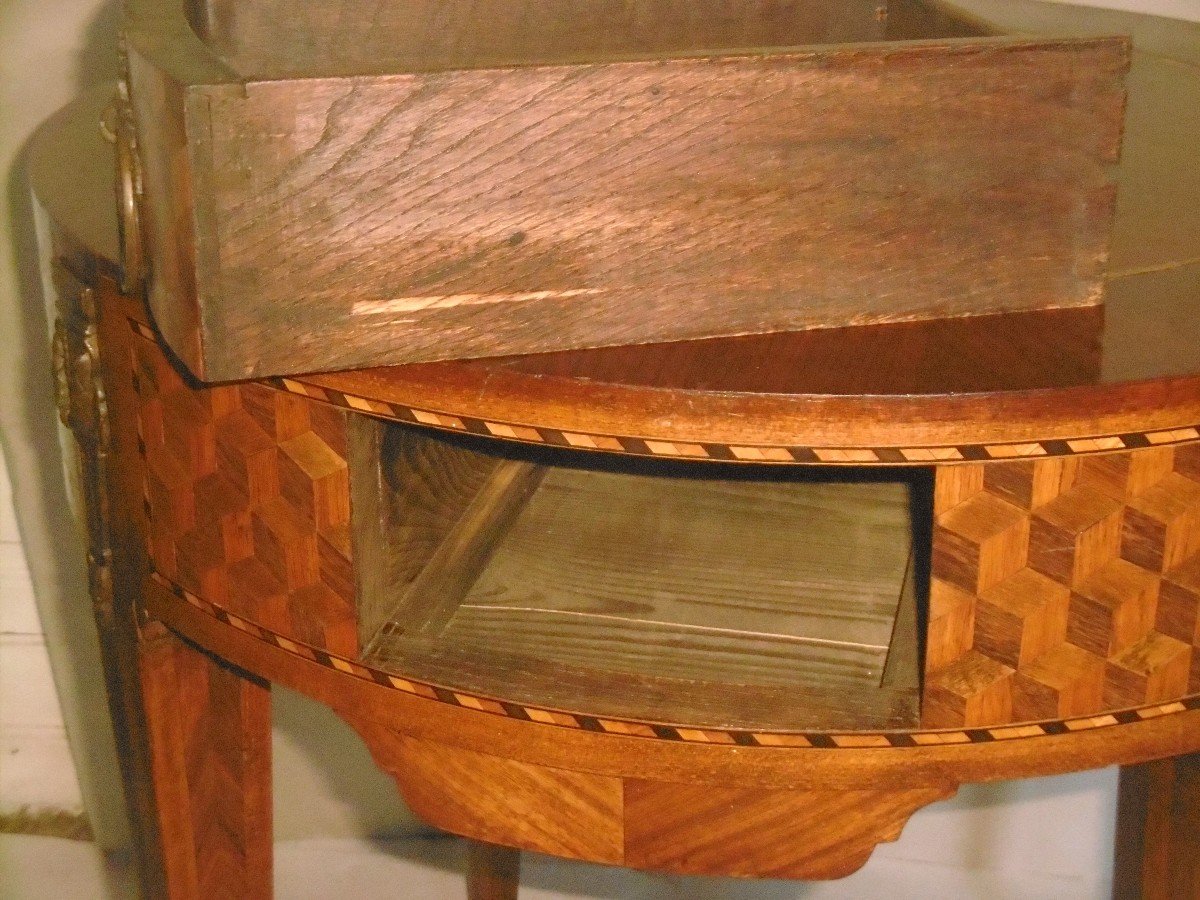 Table bouillotte modèle de Riesener-photo-8