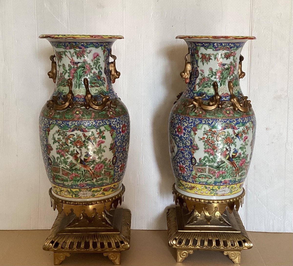 Paire De Vases Chinois 