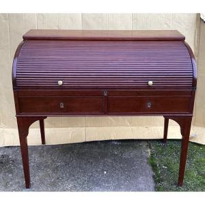 Cylinder Desk In Solid Mahogany