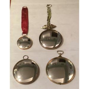 Quatre Miroirs De Sorcière 