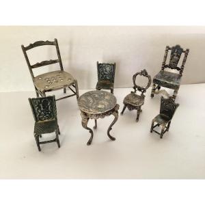 Mobilier miniature en argent
