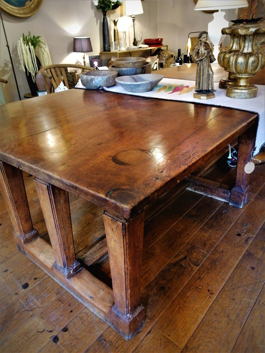 18th Century Walnut Table-photo-2