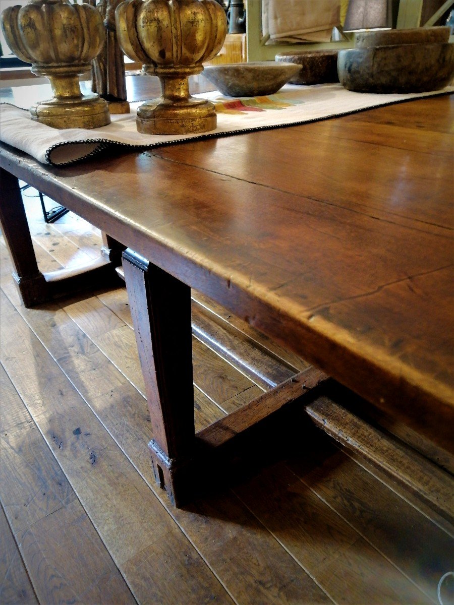18th Century Walnut Table-photo-4