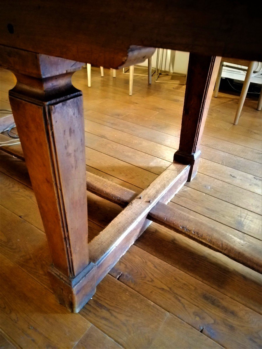 18th Century Walnut Table-photo-2