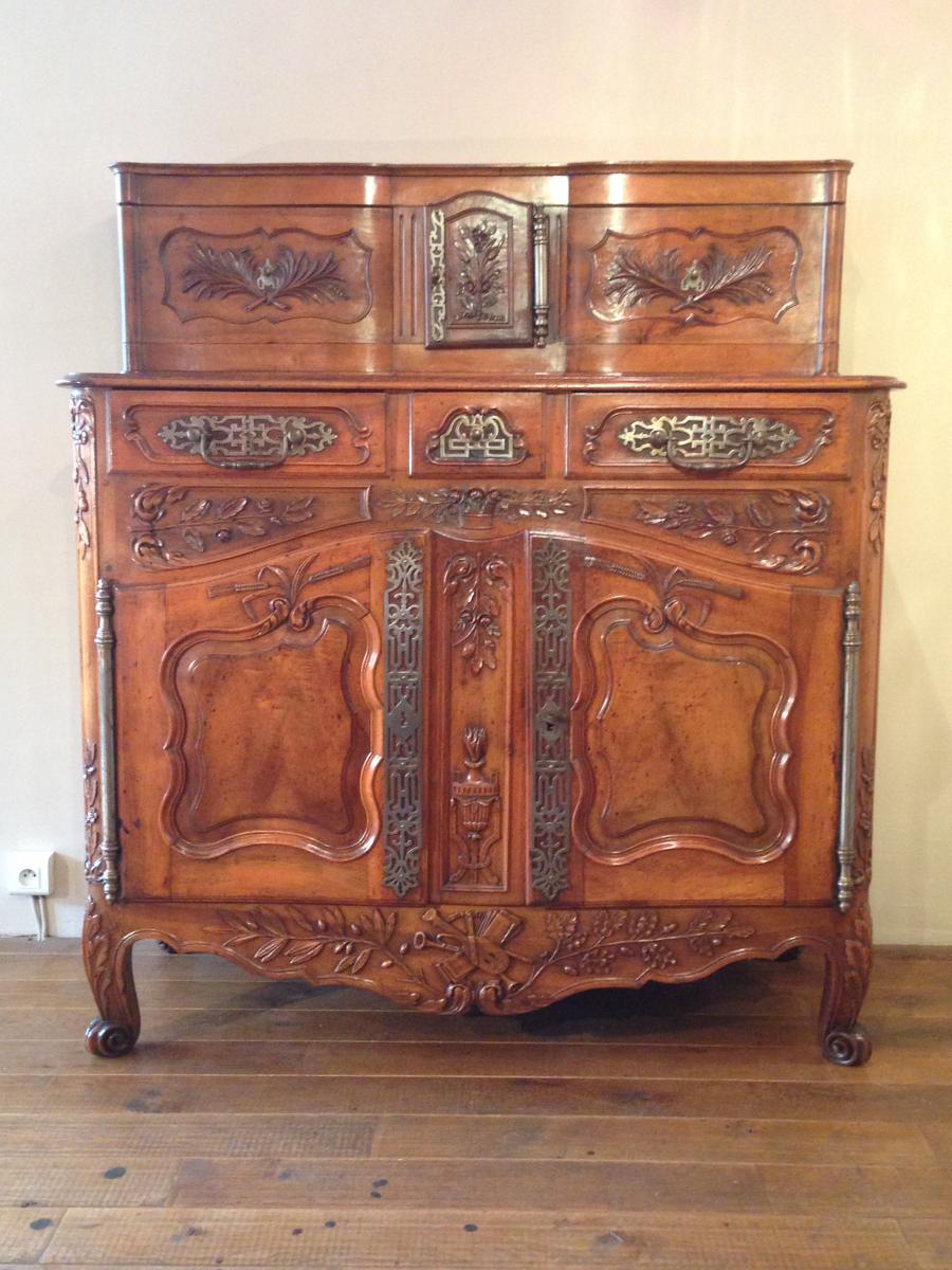 Sliding Buffet, Walnut, Provence, 18th Century Ith