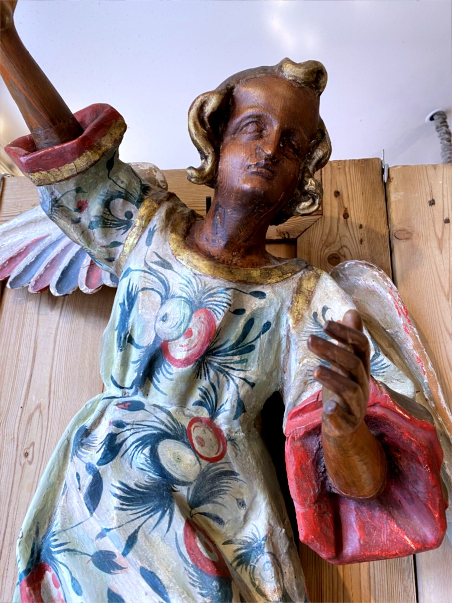 18th Century Wooden Angel-photo-3