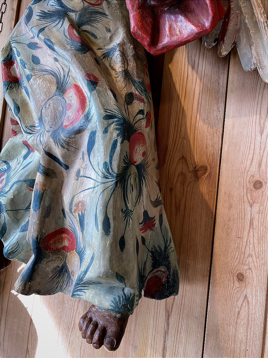 18th Century Wooden Angel-photo-3